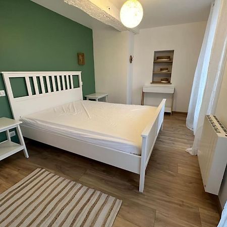 Chez Alice - Isigny Le Buat Villa Kültér fotó
